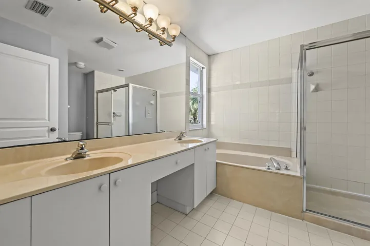 5066 Northern Lights Dr Greenacres, FL21