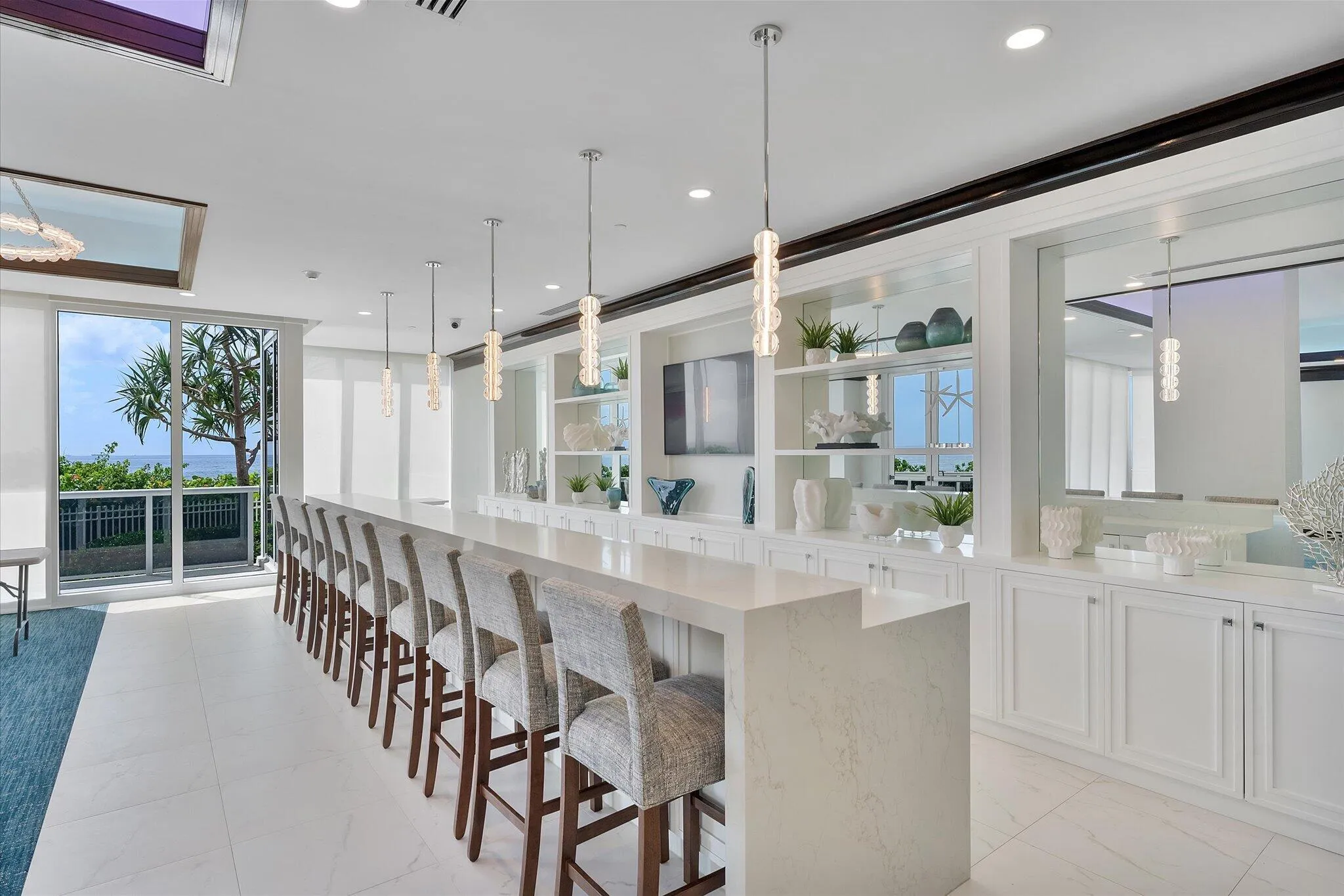 42-3200 N Ocean blvd unit 2505_042