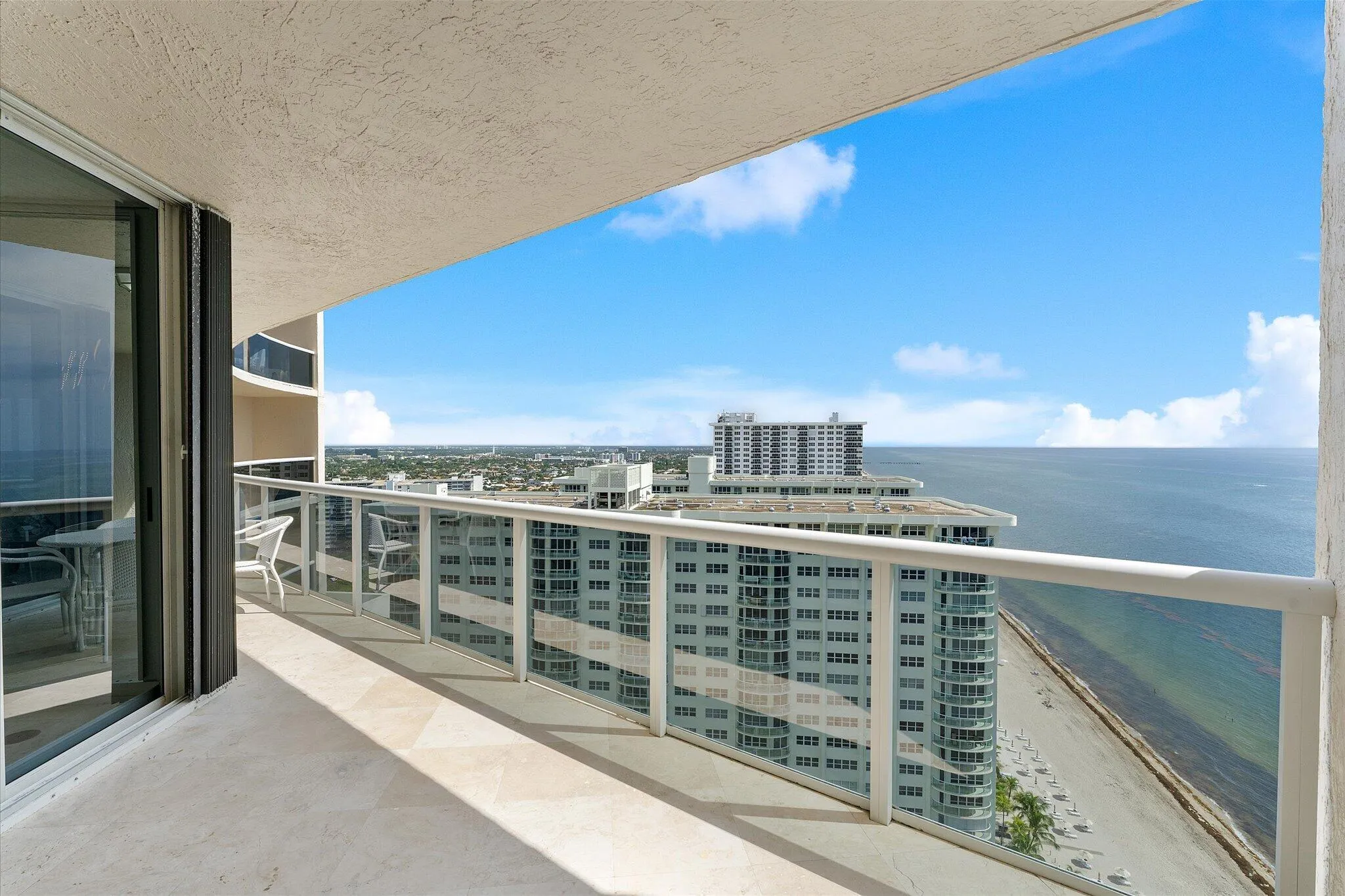 27-3200 N Ocean blvd unit 2505_027