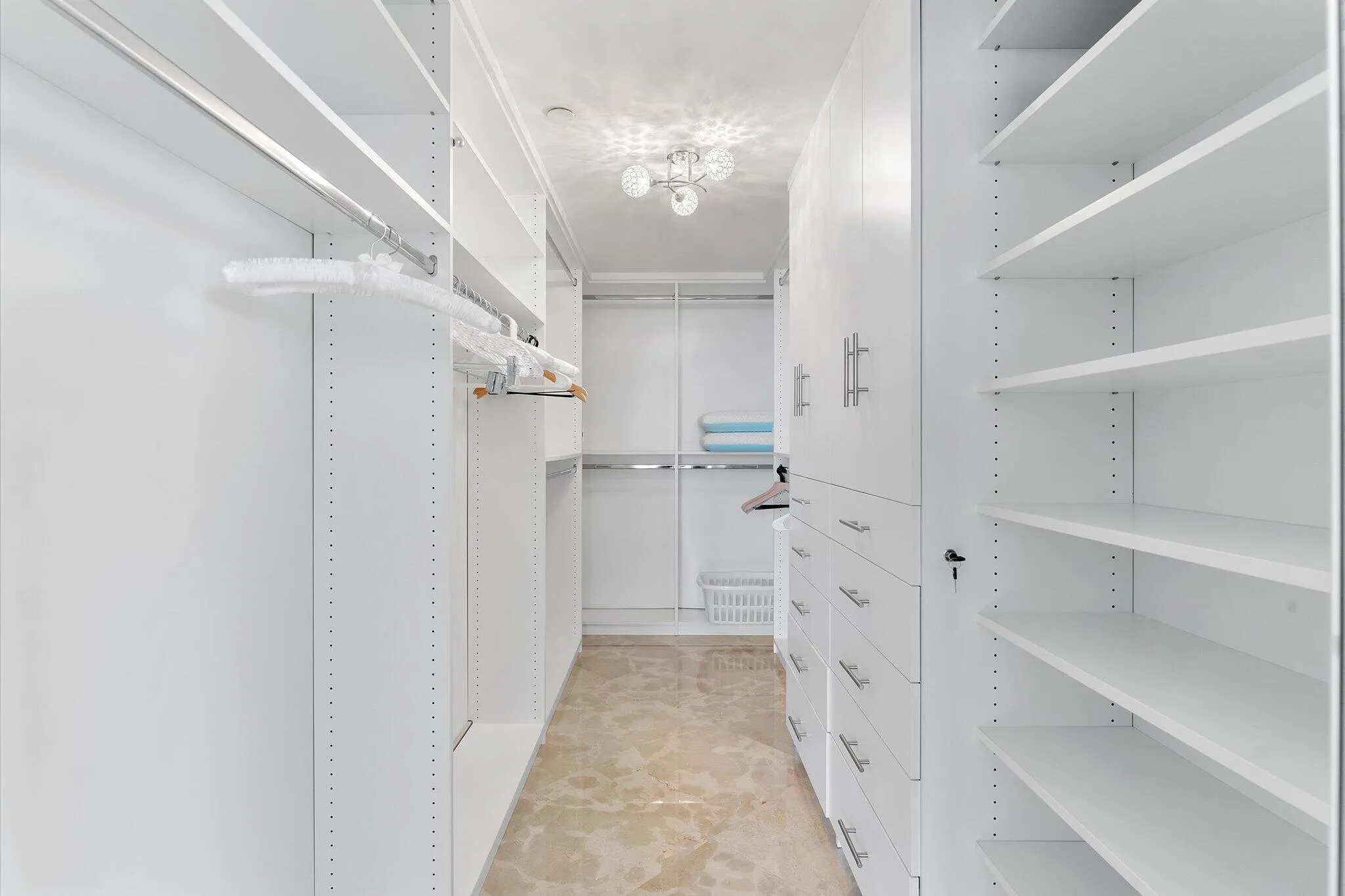39-3200 N Ocean blvd unit 2505_039