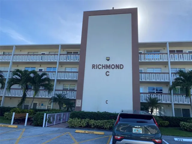 327 Richmond C