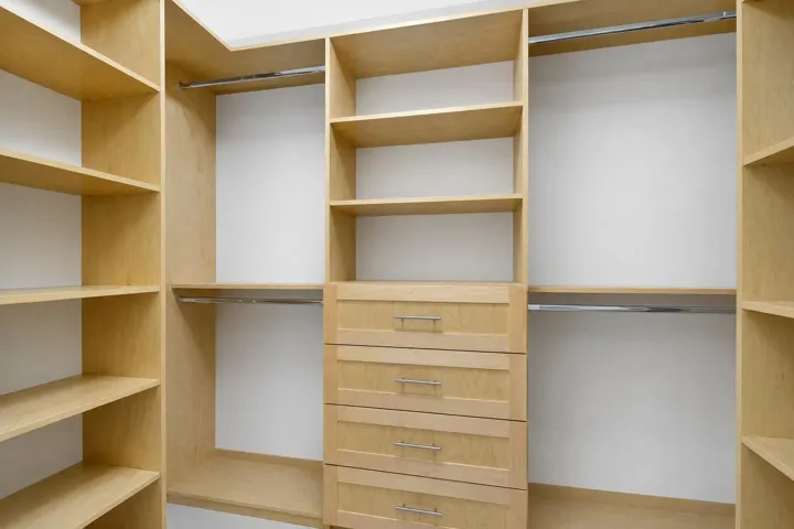 Walk In Closet