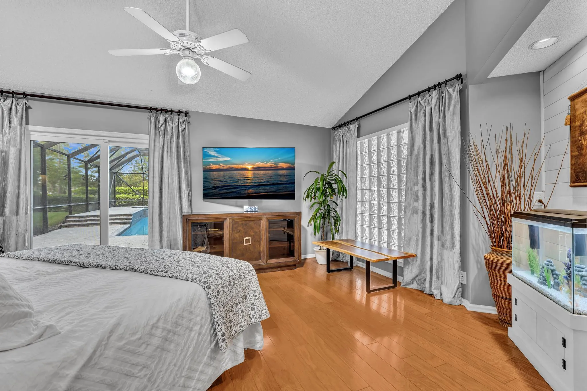 Property photo 64