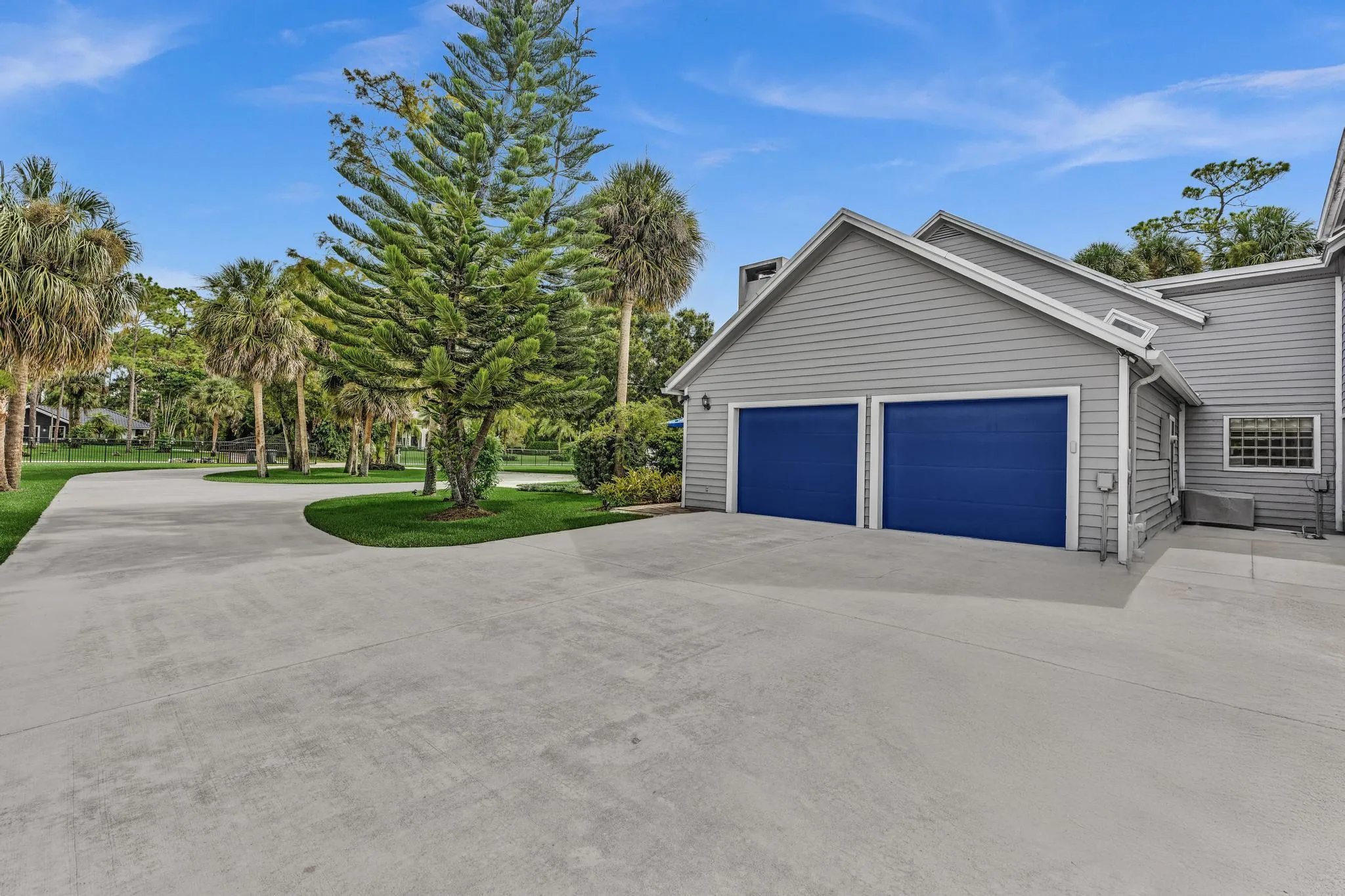 Property photo 96