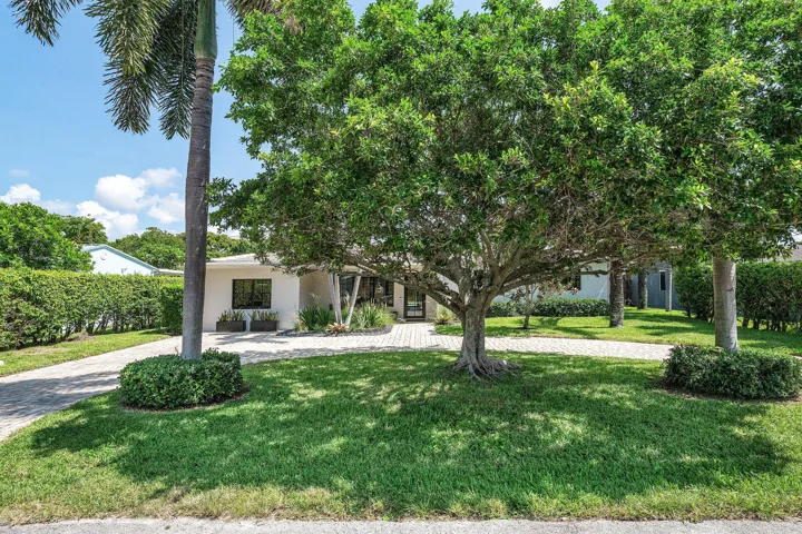 002-115BonnieBriarLane-DelrayBeach-FL-33
