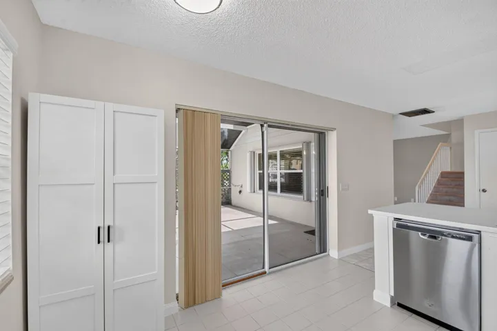 Kitchen & Living Area