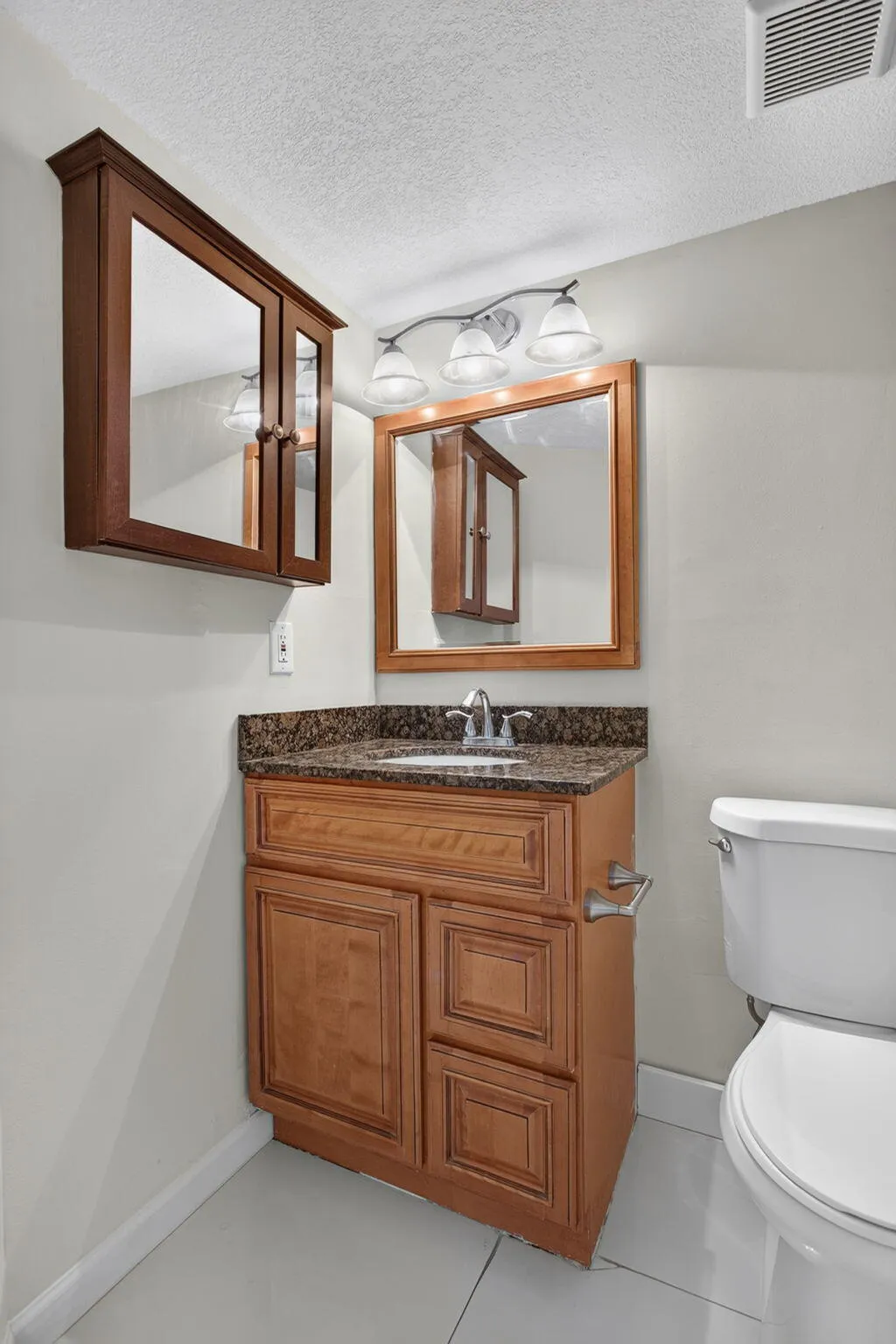 9-web-or-mls-5540-1837