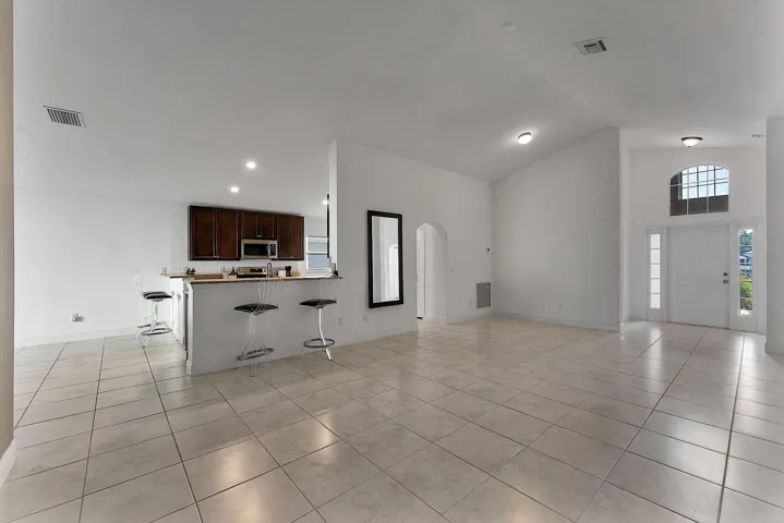 8-web-or-mls-9728 - 008