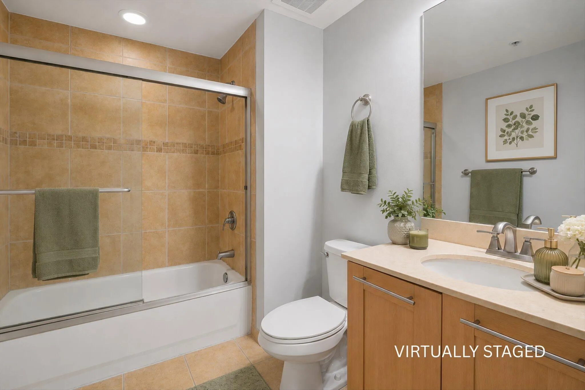 Guest Bathroom (Virtually Staged)