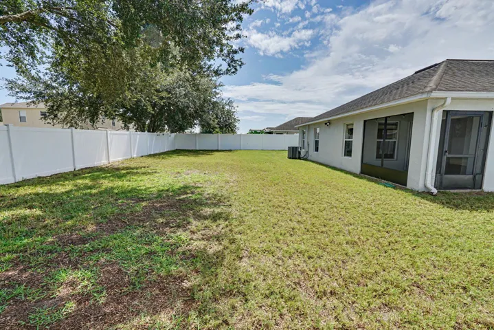 Side yard