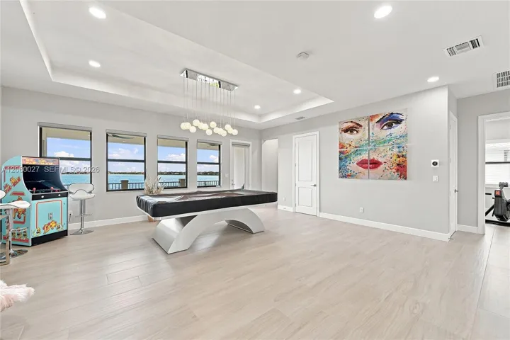 Loft with balcony access