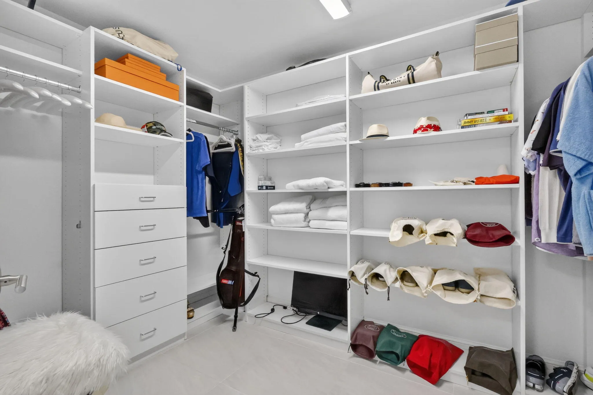 walk in closet