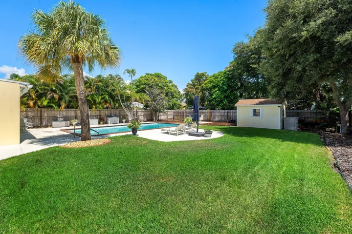 032-141DatePalmDrive-LakePark-FL-33403-S