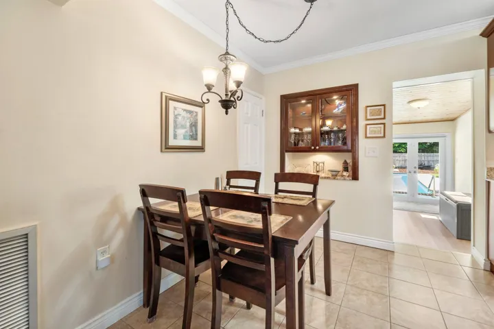 009-141DatePalmDrive-LakePark-FL-33403-S