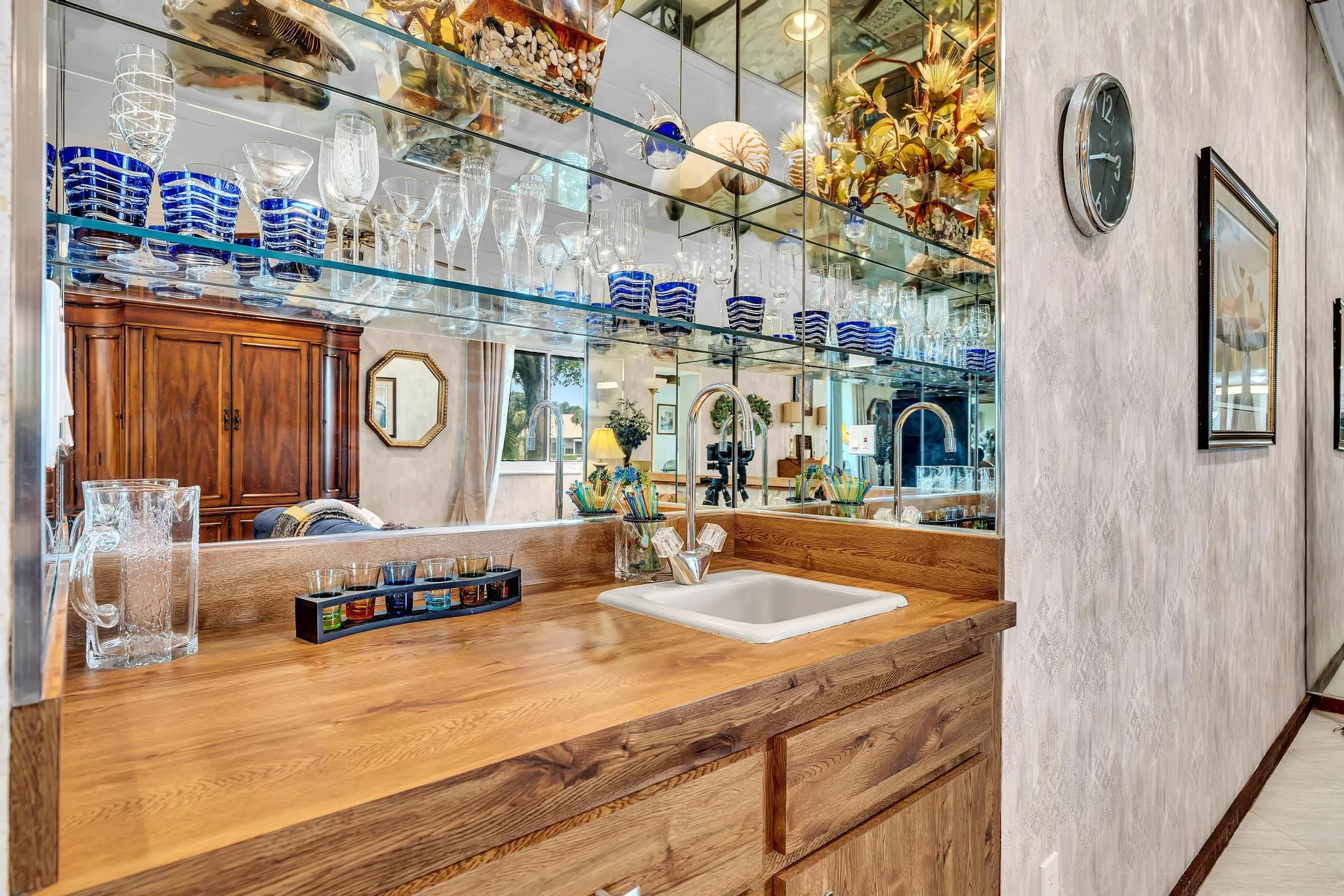 Wet Bar Living Room