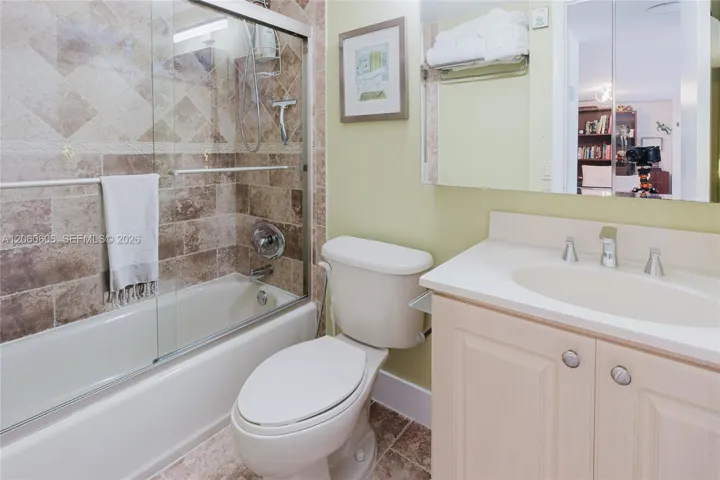 2nd Bathroom
