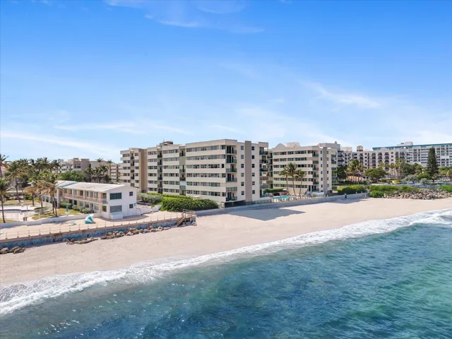 WATERFRONT CONDO