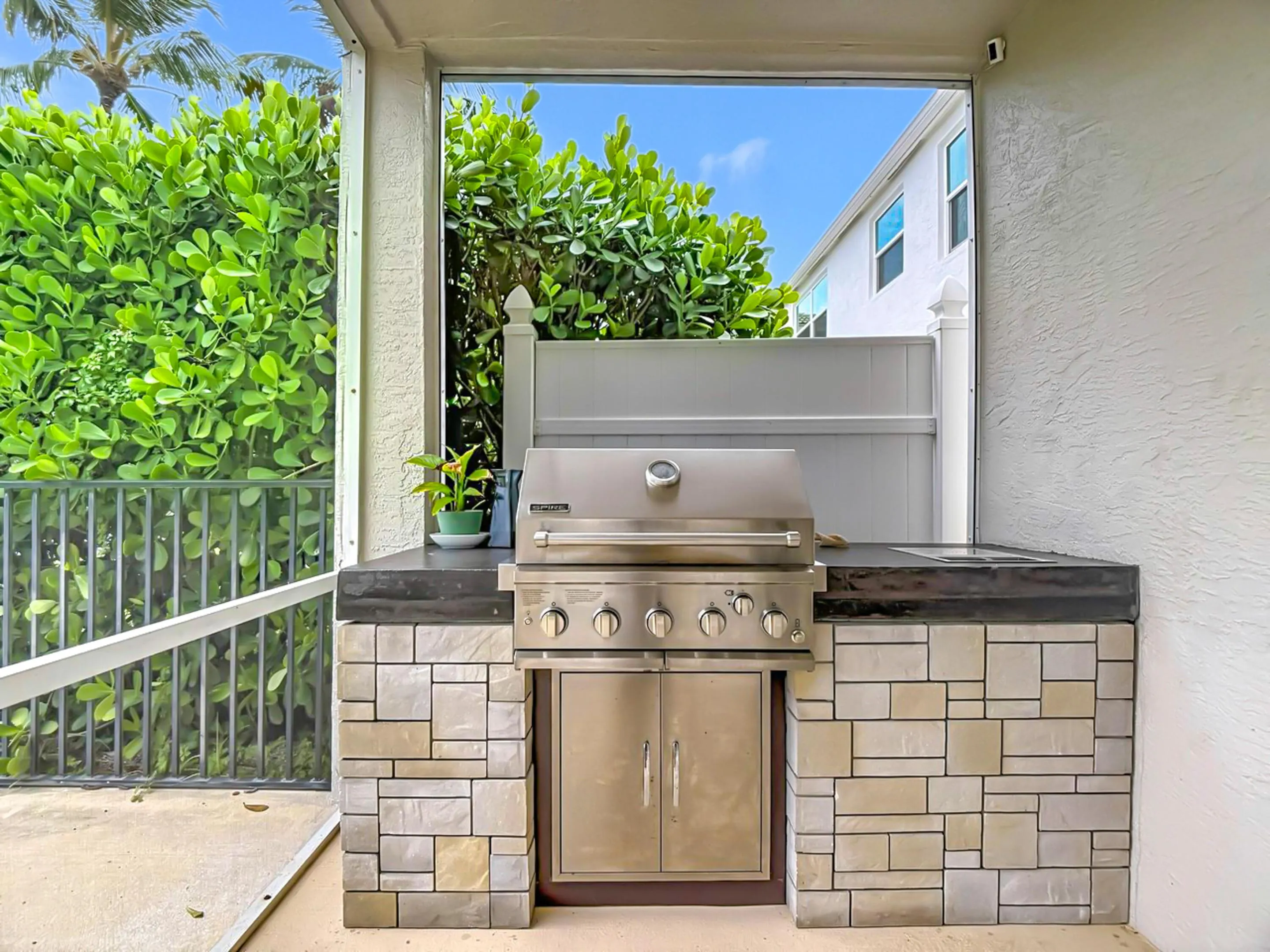 1154 Oakwater Drive-78
