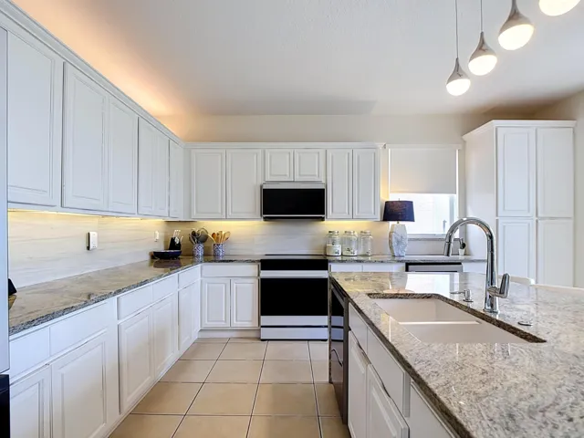1154 Oakwater Drive-32