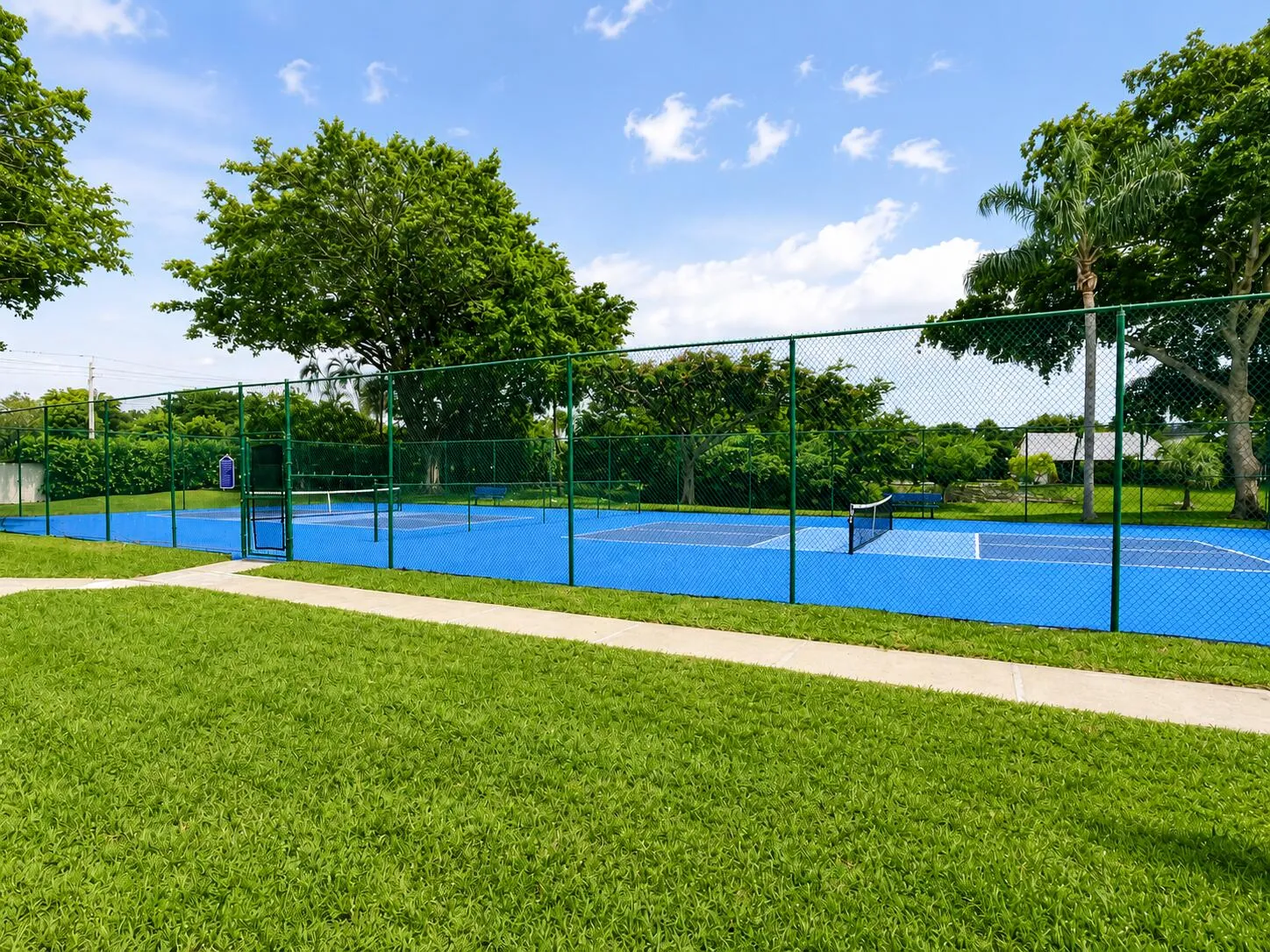pickle ball Courts