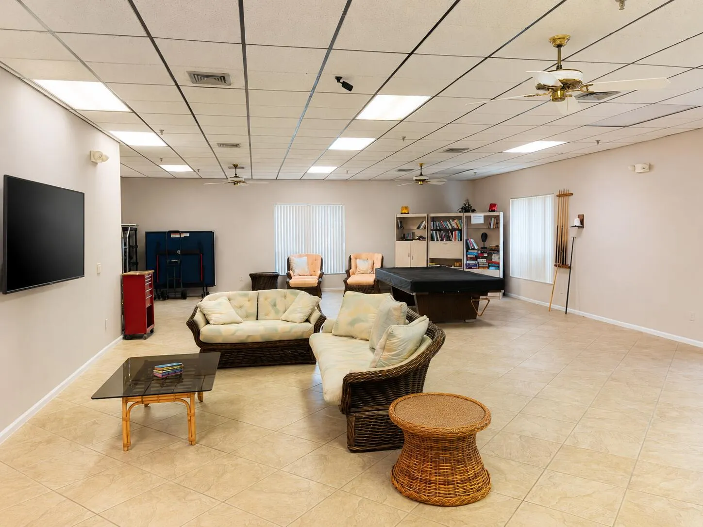 inside clubhouse done (1)