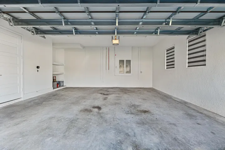 2 Car Garage