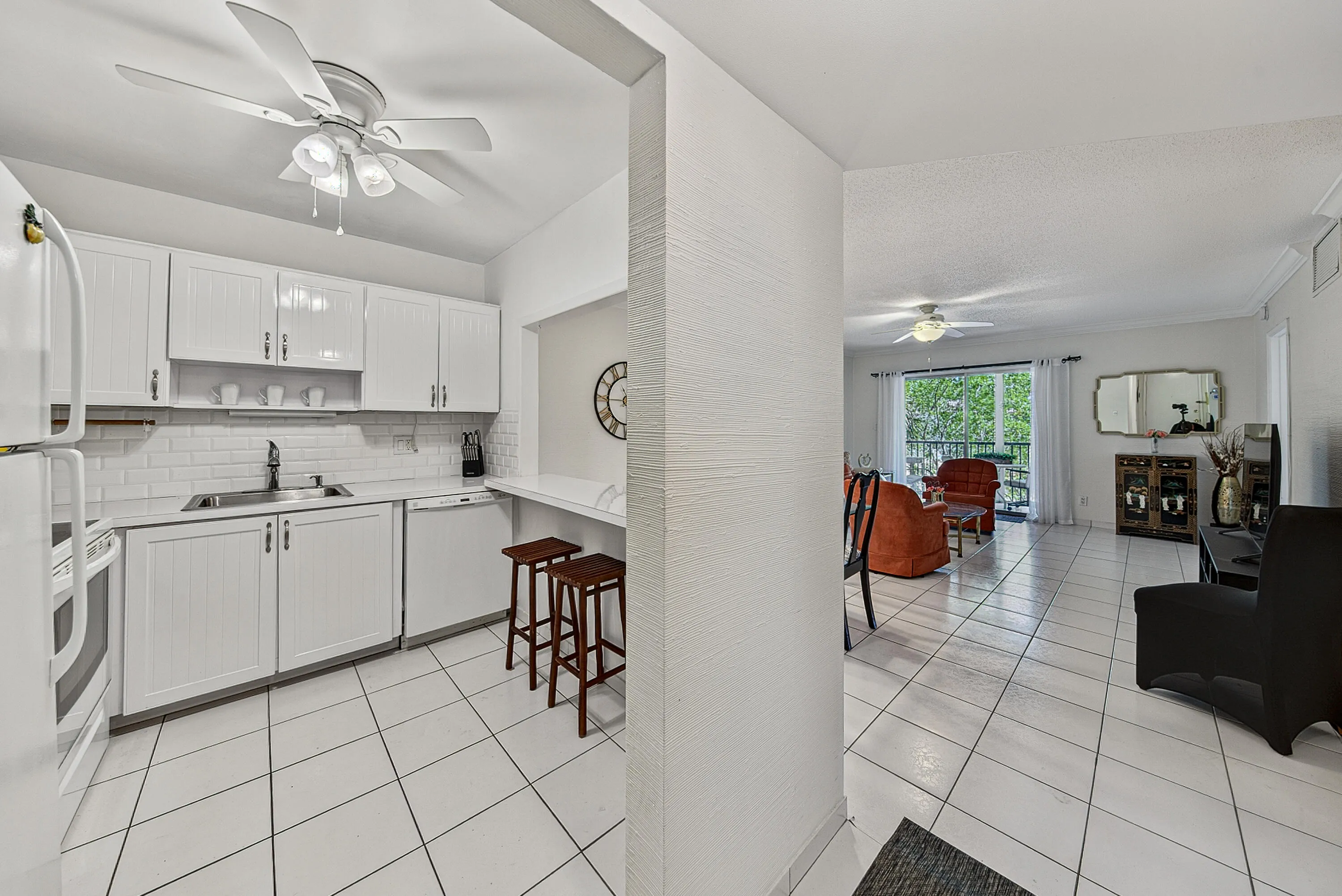 Bright Kitchen