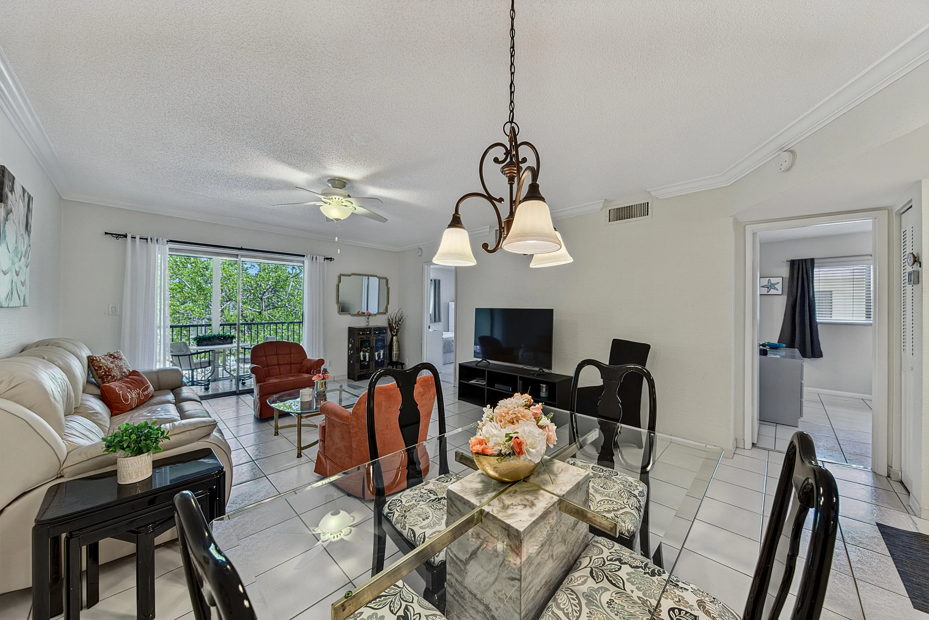Living & Dining Room