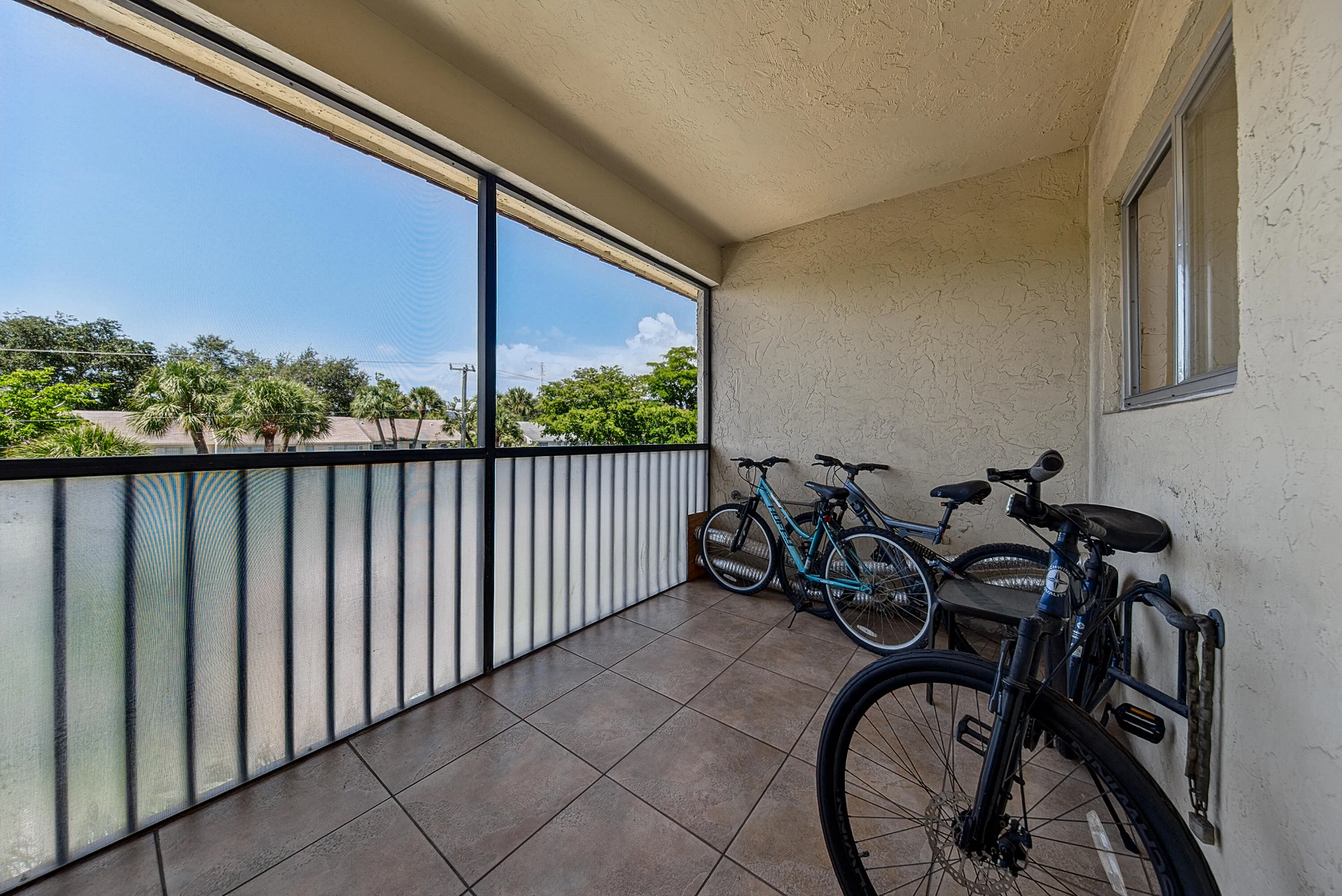 Bicicyle Storage every floor