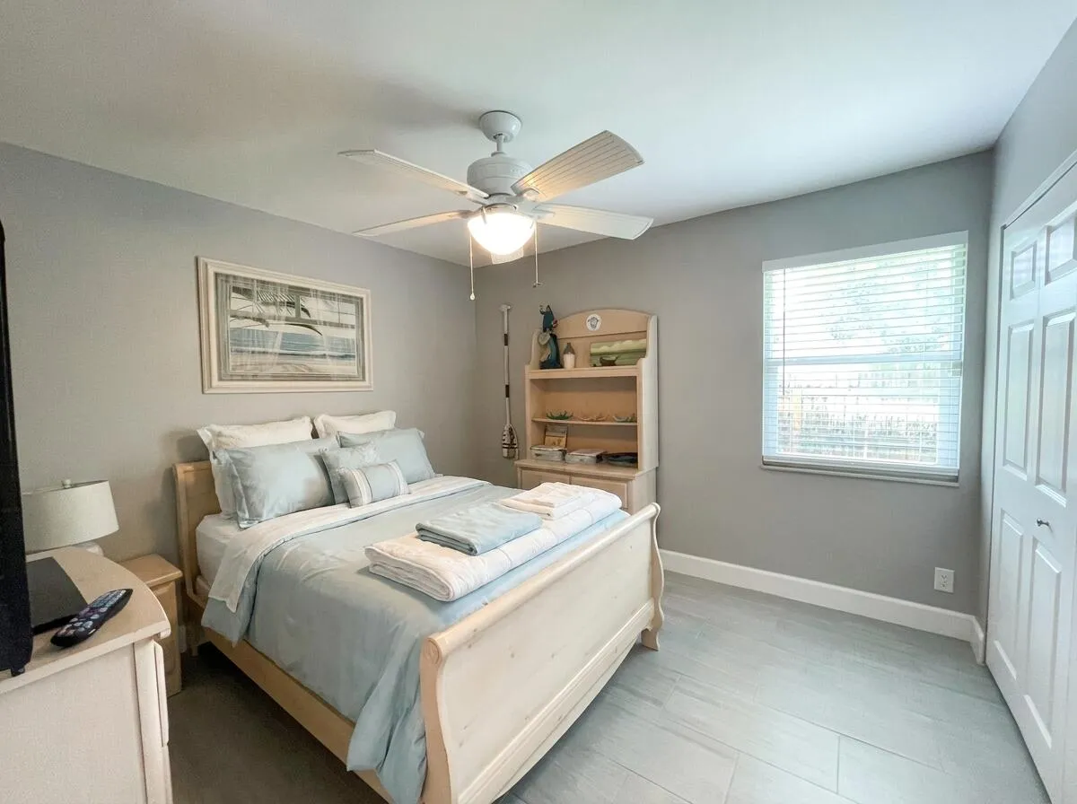 2nd Bedroom