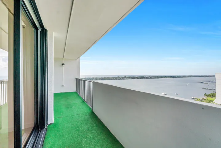 5600 N Flagler Dr u2504-4