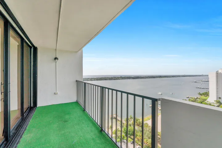 5600 N Flagler Dr u2504-3