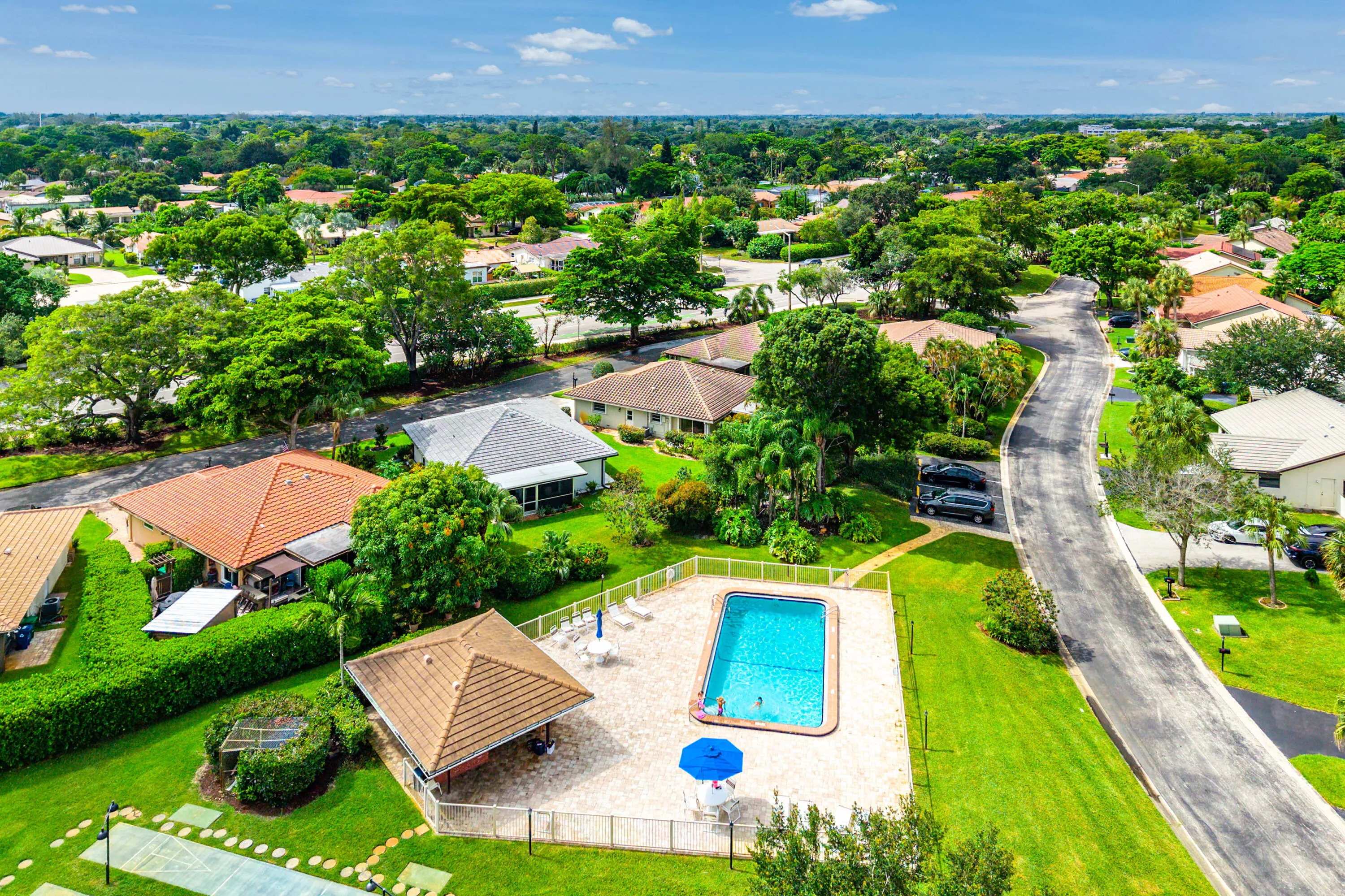 040-1752RiverwoodLane-CoralSprings-FL-33