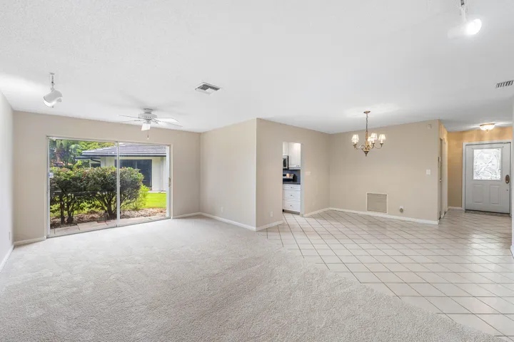 008-1752RiverwoodLane-CoralSprings-FL-33