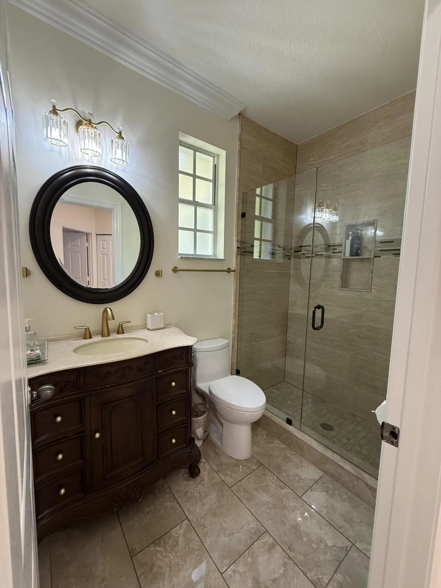2ND BATHROOM
