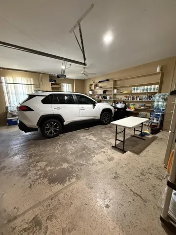 2 CAR GARAGE