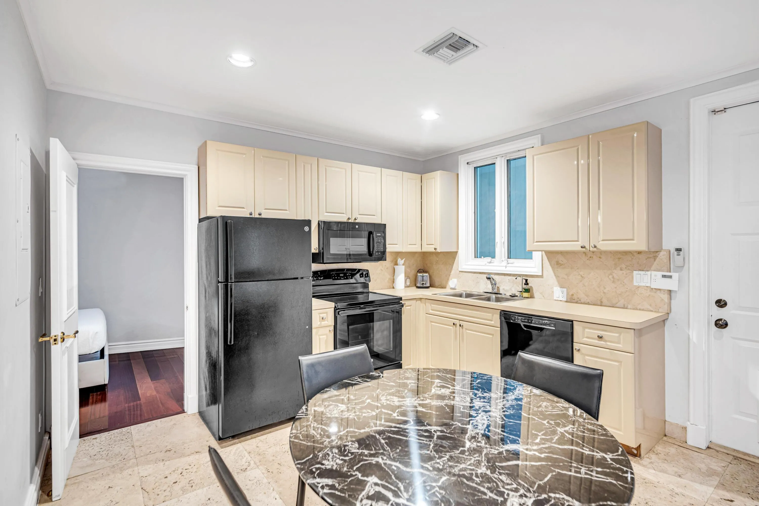 Property photo 64