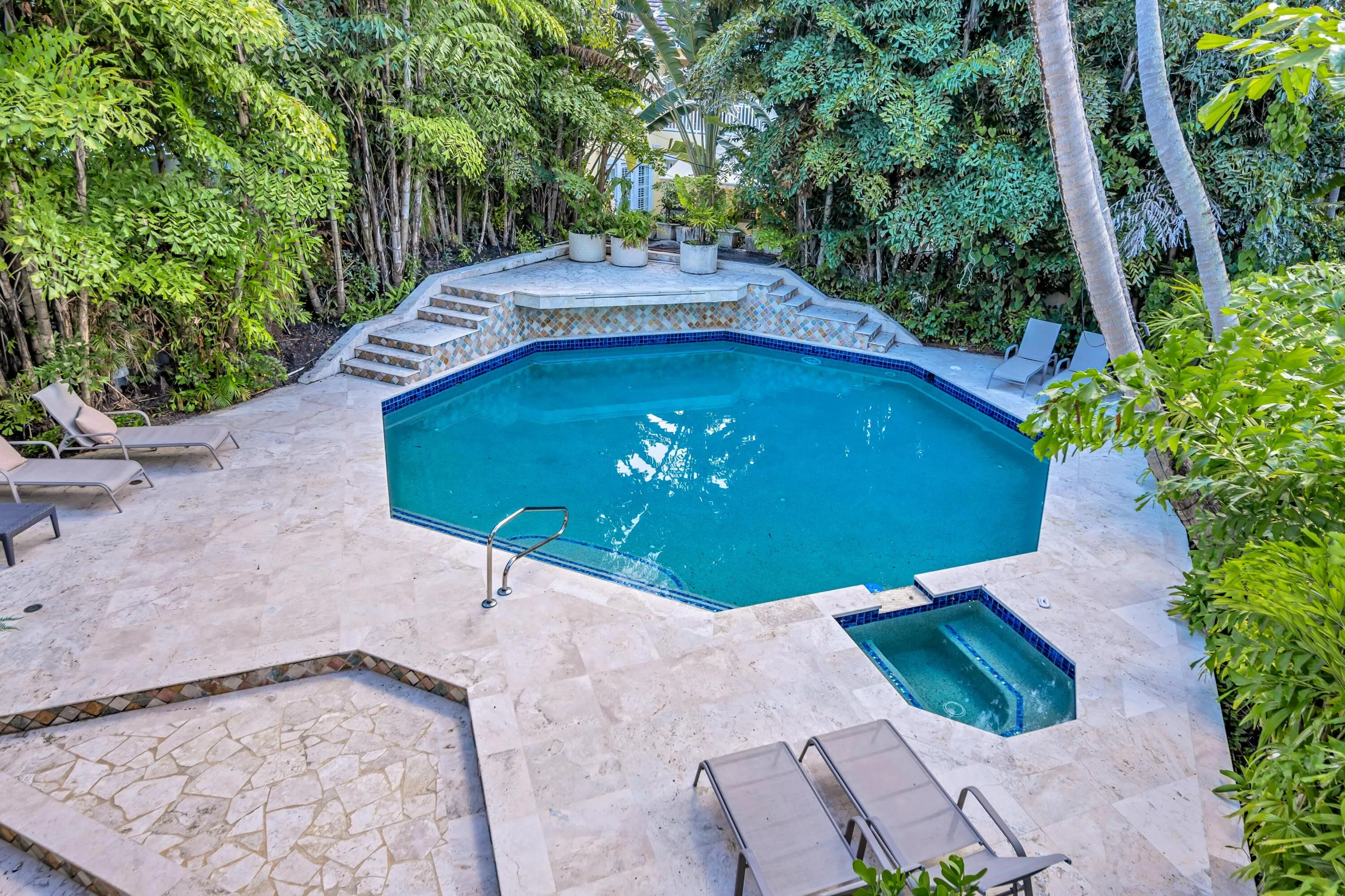 Property photo 25