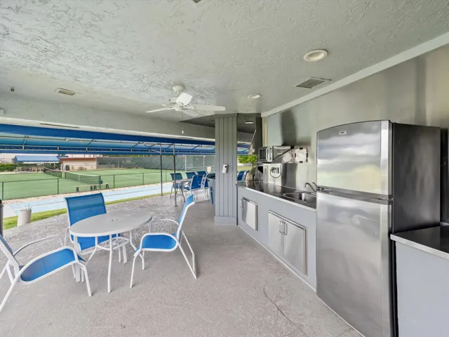 AND BBQ AREAS