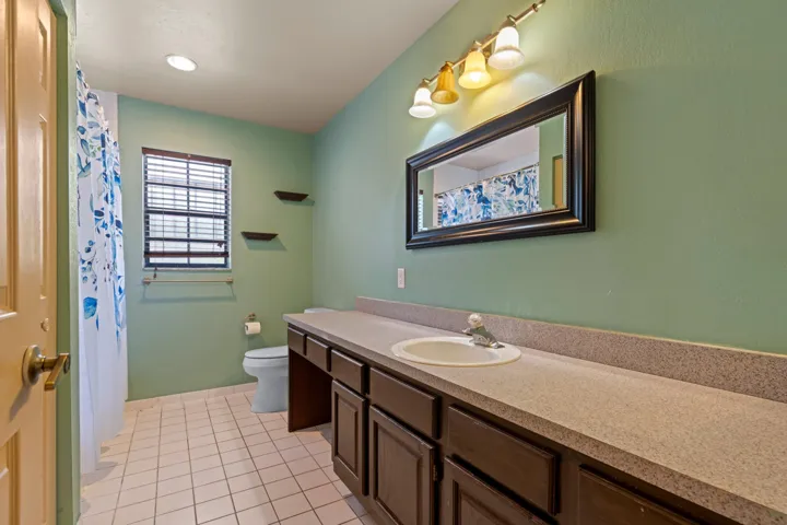 Bathroom 2