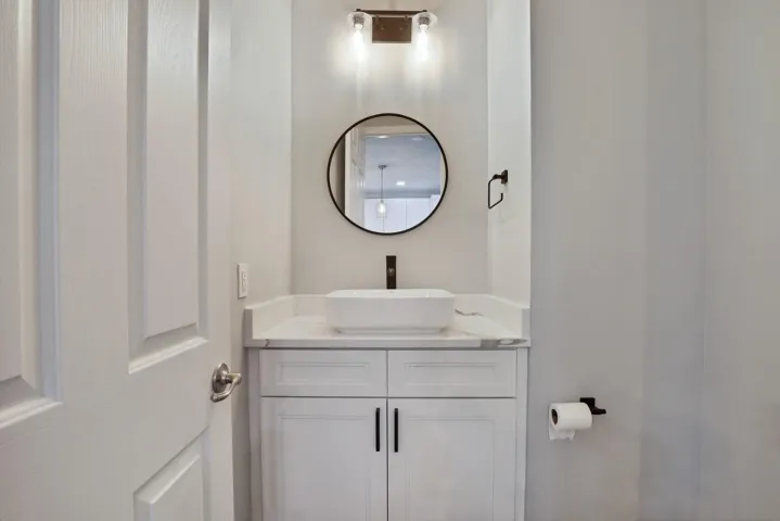 2ND LEVEL POWDER ROOM
