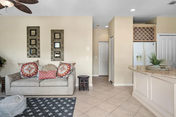 050-221ThorntonDrive-PalmBeachGardens-FL