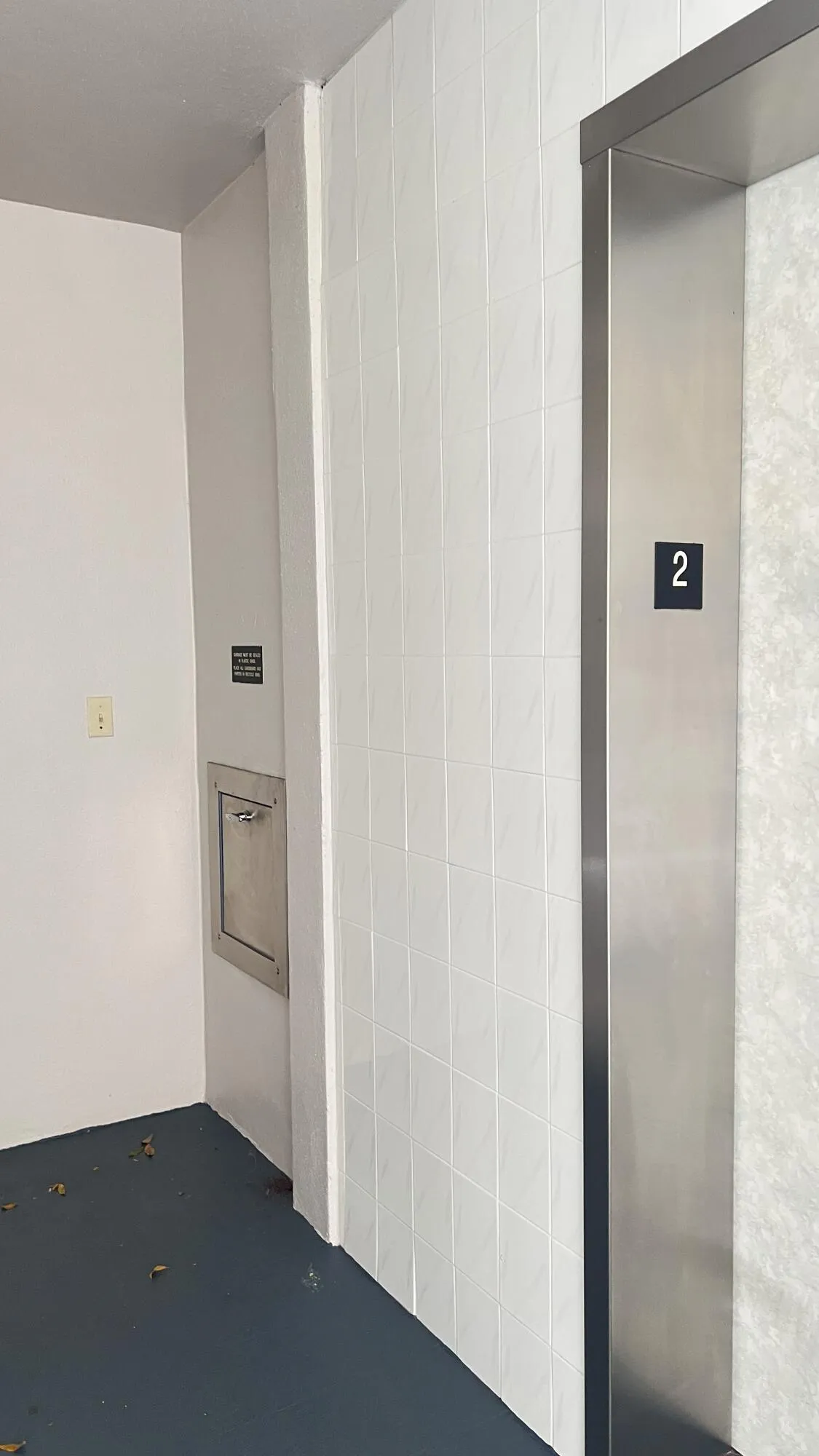 Trash chute
