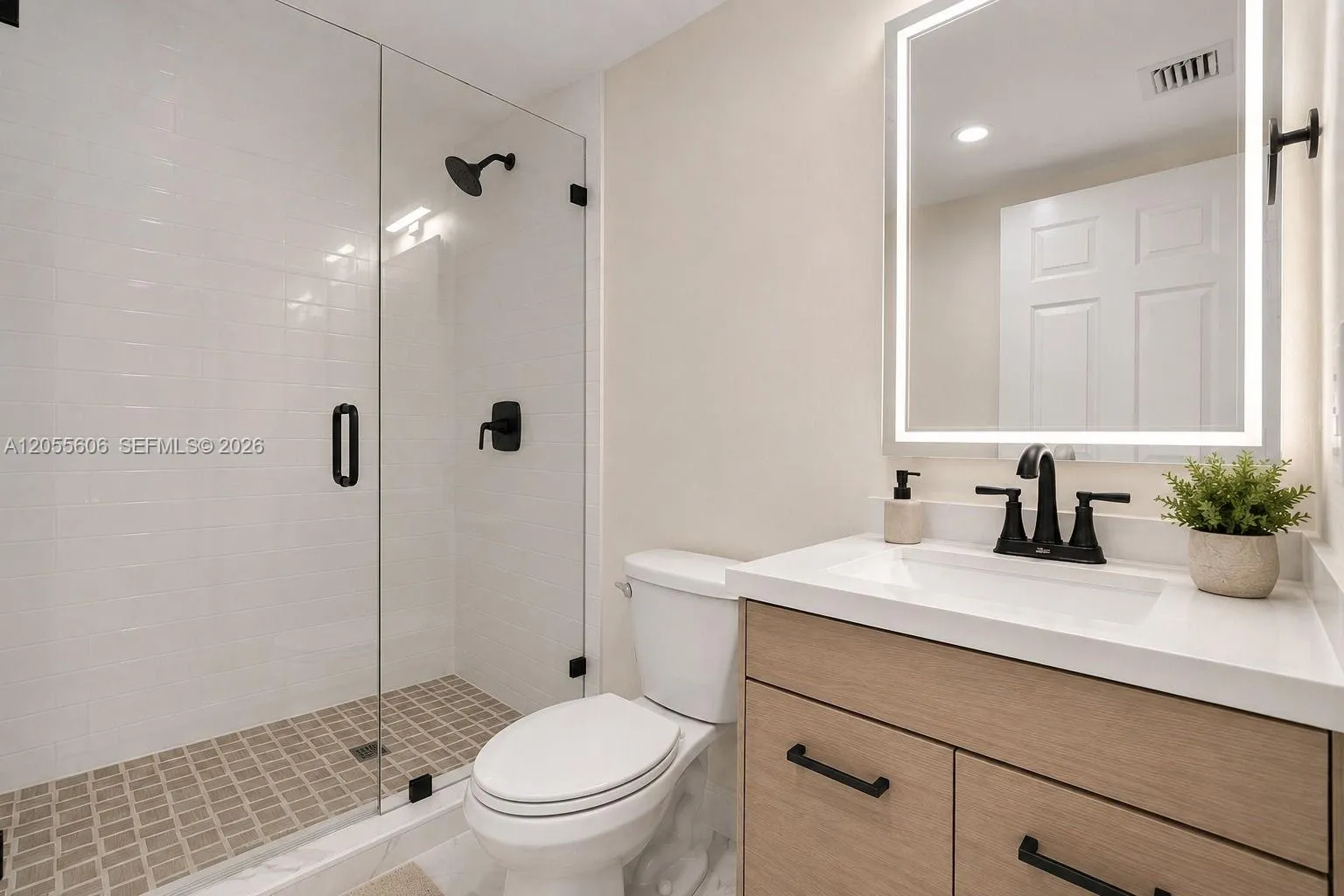 Staged decoration