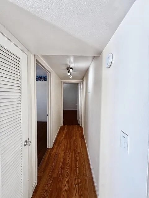 RealtyCam Photo (6)
