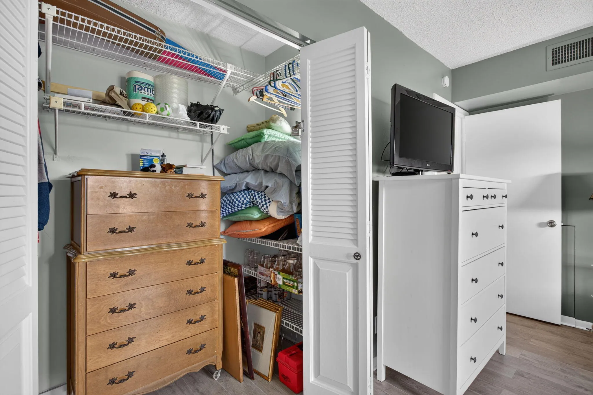 32-web-or-mls-2301-2237