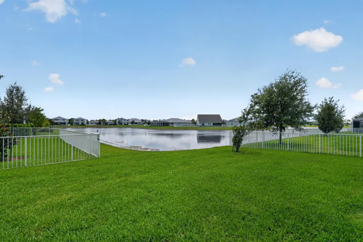 05_10430_SW_Captiva_Dr-Exterior-2749