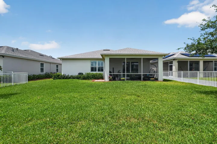 08_10430_SW_Captiva_Dr-Exterior-2751