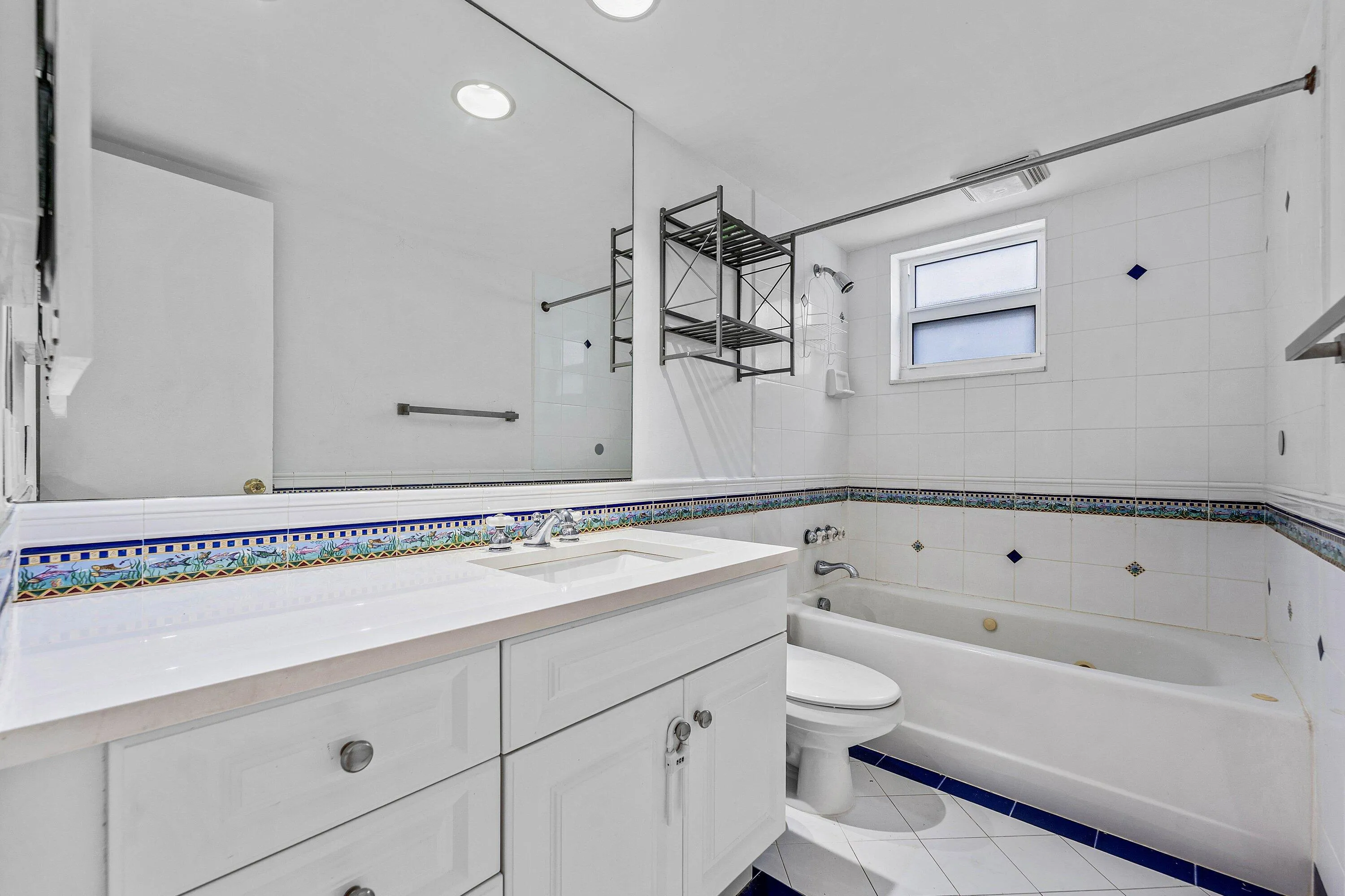 046-3031Northeast51stStreet-106W-FortLau