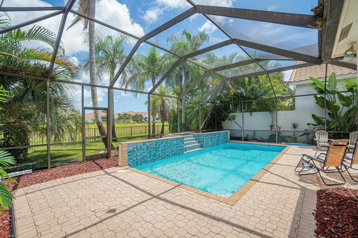 Pool / Screen Patio